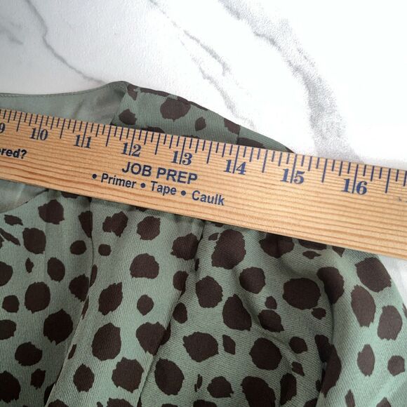 Main Strip Women's Green Black Leopard Long Sleeve Dress Ruffled Size Medium - Picture 3 of 15